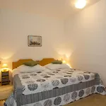 With Parking Space - 20809 Apartman