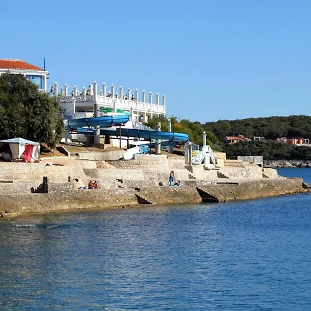 Apartman With Parking Space - 20809 Pula