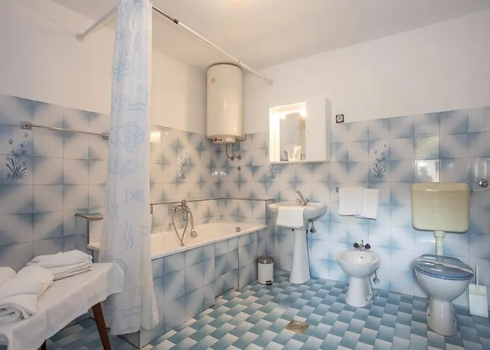 With Parking Space - 20809 Apartman *