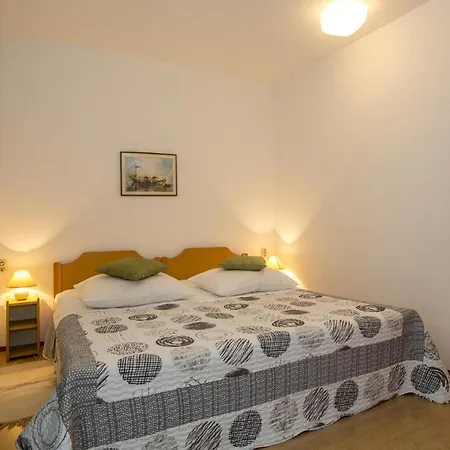 With Parking Space - 20809 Apartament